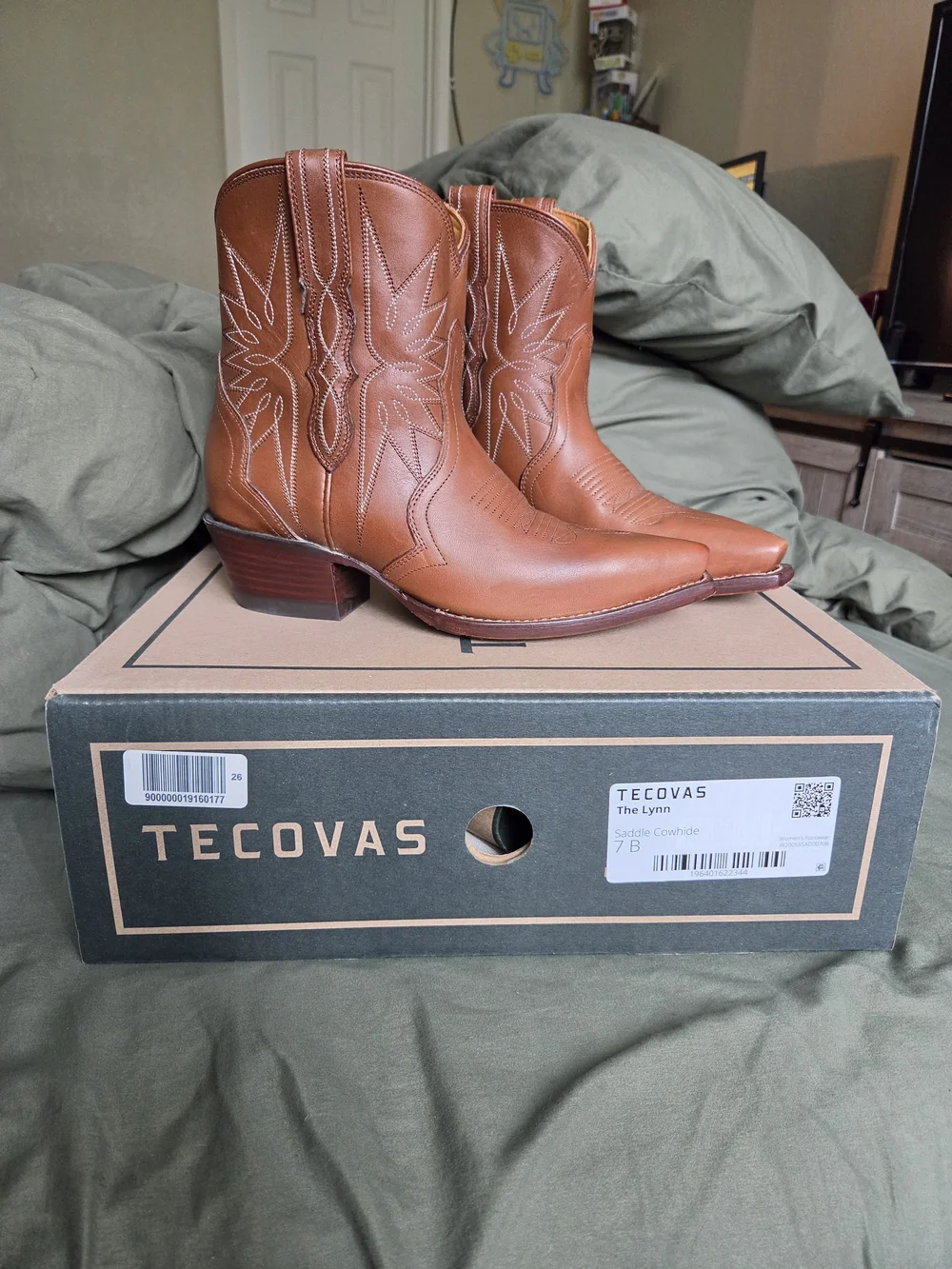 Tecovas Women’s The Lynn Western Boot - Saddle Brown W Box (Only Worn Once)